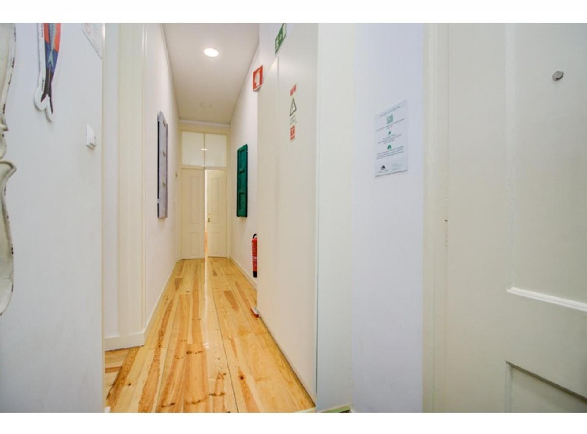Houze_Central Studio Near Lx Factory And The River Lisbon Luaran gambar